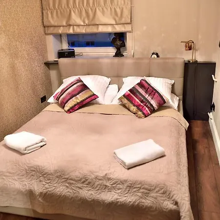 Golden W Centrum By Stayly Stettin